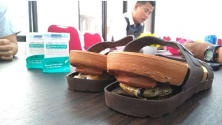 Sandal Berisi Sabu Masuk Rutan Cilodong Depok