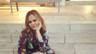 Chrissy Teigen Tutup Akun Twitter, Terlalu Banyak Hal Negatif