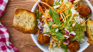 Cara Mudah Cegah Kanker dengan Salad