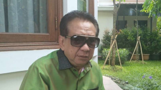 Alasan Anwar Fuady Kepincut Wiwiet Tatung hingga Mantap Menikah di Usia 77