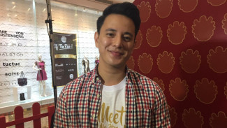 Gaya Pacaran Billy Davidson dan Patricia Devina