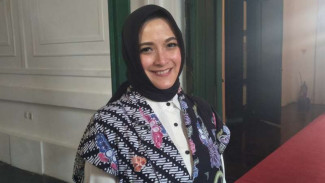 Andhara Early Umumkan Berpisah dari Suaminya Setelah 14 Tahun Menikah