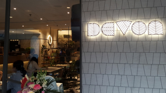 Devon Cafe.