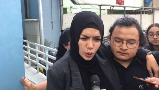 Mantap Berhijab, Nikita Mirzani Tinggalkan Hal-hal Ini