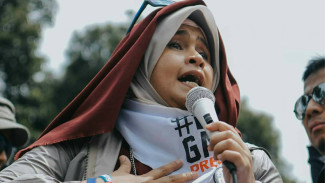 Heboh Disindir Inul Daratista, Ini 5 Potret Lawas Neno Warisman