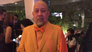 Indro Warkop Dandan 3 Jam jadi Alien, 'Gila Lu Ndro!'
