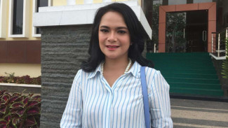 Jalani Sidang Cerai, Shezy Idris Minta Maaf ke Anak-anak