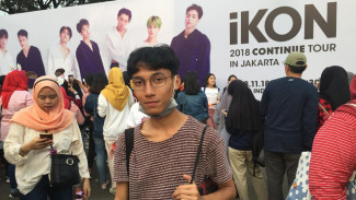 Sehari Saja, Anak Ini Untung Jutaan Rupiah Jualan Pernak-Pernik K-pop