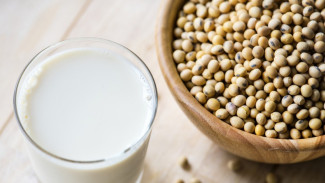 Anak Lelaki Minum Susu Soya Bisa Jadi Feminin? Ini Kata Dokter