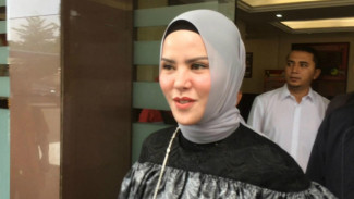 Angel Lelga Kecewa dengan Pernyataan Vicky Prasetyo