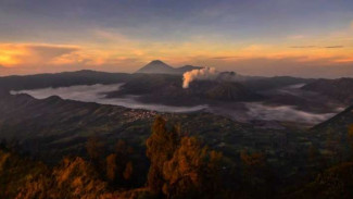 Jangan Kaget, Mengambil Foto di Bromo Dikenakan Biaya 1 Juta