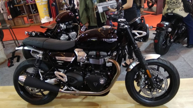Motor Triumph