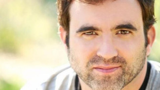 Bintang Once Upon a Time, Gabe Khouth Tutup Usia