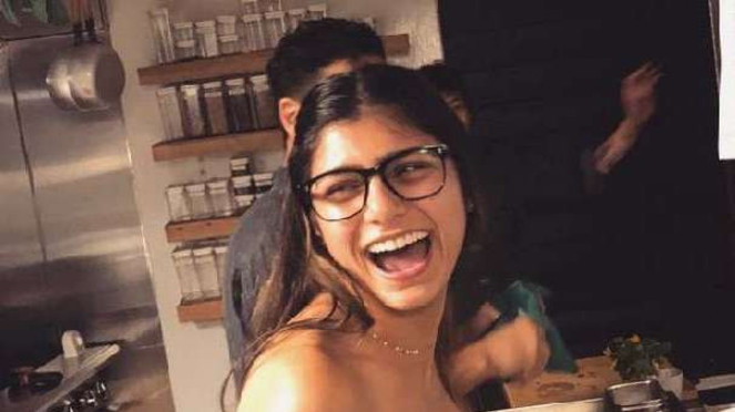 Mia Khalifa.
