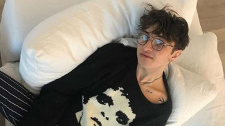 Inikah Pesona Anwar Hadid yang Bikin Dua Lipa Klepek-klepek?