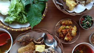 4 Rekomendasi Masakan Sunda yang Bikin Ngiler, Pas Buat Makan Siang
