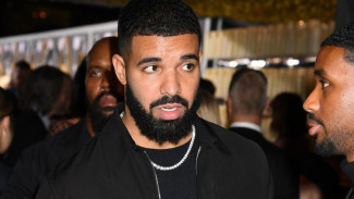 Drake Ungkap Penyesalan Sering Sebut Nama Mantan di Lagu-lagunya