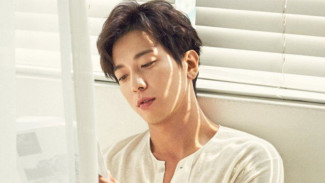 Jung Yonghwa CNBLUE Positif COVID-19