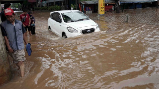 Tips Ampuh, Biar Mobil Bekas Banjir Laku Dijual ke Pedagang