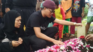 Butuh Waktu Dua Pekan untuk Tahu Hasil Autopsi Mantan Istri Sule