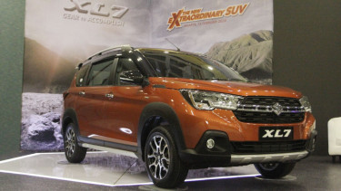 Suzuki XL7 