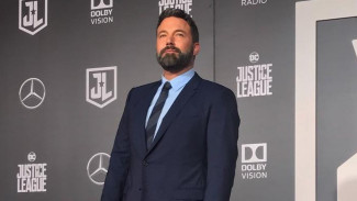 Ben Affleck Bentak Paparazi yang Gunakan Flash Kamera Saat Dirinya Mengemudi