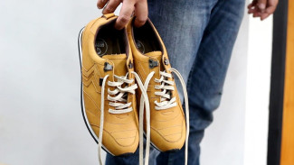 Benda Ini Penting untuk Bikin Awet Sepatu Kulit
