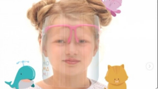Cegah Corona Anak Lebih Nyaman Pakai Face Shield? Cek Seberapa Efektif