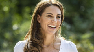 The Crown Musim Terbaru, Kate Middleton Bakal Pakai Gaun Seksi Tembus Pandang