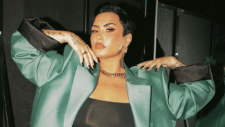 Demi Lovato Mengaku Non-Biner, Bagaimana Pandangan Psikologis?