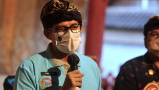 Sandiaga Cegah Jangan Sampai Sektor Parekraf Kibarkan Bendera Putih