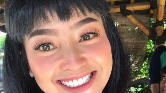 Kabar Meninggalnya Mpok Alpa Pertama Kali Disampaikan oleh sang Suami ke Raffi Ahmad dan Irfan Hakim