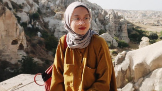 Gita Savitri Komentari Sophia Latjuba Pamer Perut Rata, Netizen Bilang Gini