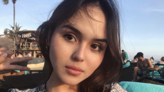 Selain Laura Anna, 7 Jenazah Artis Ini Juga Dikremasi