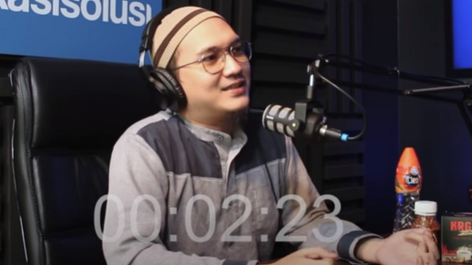 Egi John.