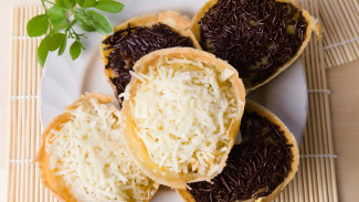6 Resep Martabak Manis Beserta Cara Membuatnya, Dijamin Enak