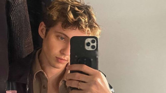 Viral di TikTok, Ini Lirik Lagu Angel Baby by Troye Sivan