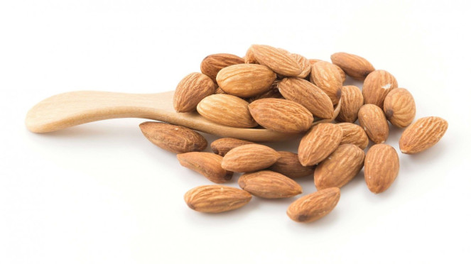 kacang almond