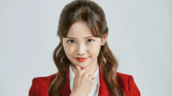 Ha Yeon Soo.