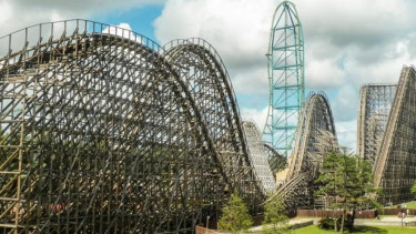 Roller coaster