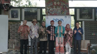 41 Seniman Muda Belajar Bareng Maestro di Borobudur