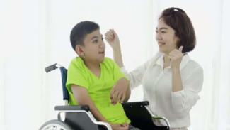 Mengenal Cerebral Palsy, Penyakit Anak Ibu Santi yang Viral di CFD