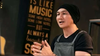 Ibunda Anji Meninggal Dunia