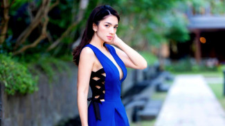 Potret Terbaru Angel Karamoy Bikin Gagal Fokus, Tampil Cantik dengan Balutan Jilbab