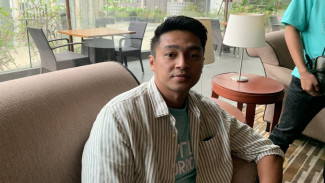 Dalami Emosi di Film Until Tomorrow, Deva Mahenra Kenang Masa Lalu