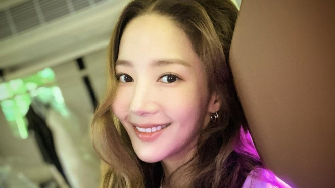 Park Min Young.