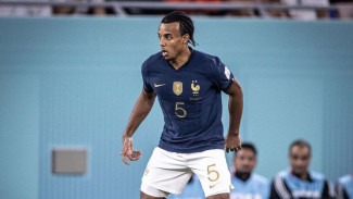 Perasaan Jules Kounde Gantikan Posisi Bek Veteran Timnas Prancis
