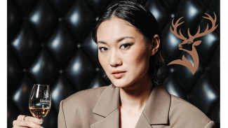 Perjalanan Karier Ayu Gani, Model Indonesia Sukses di Kancah Internasional