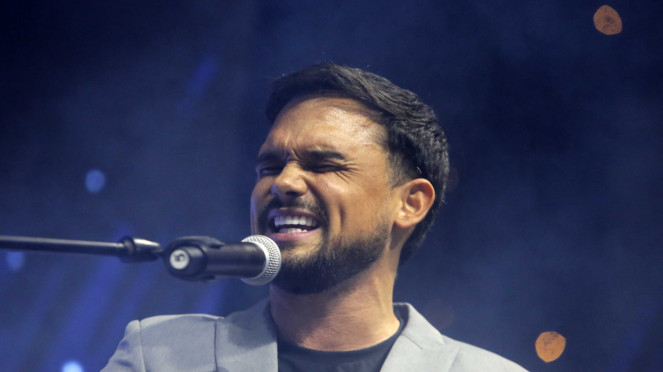 Gareth Gates. 