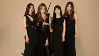 Girlband Indonesia, Blitzen Rilis Album Perdana Player Number One